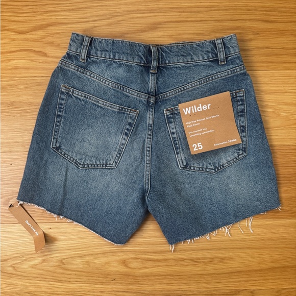 Reformation Wilder High Rise Relaxed Jean Shorts - Picture 3 of 4